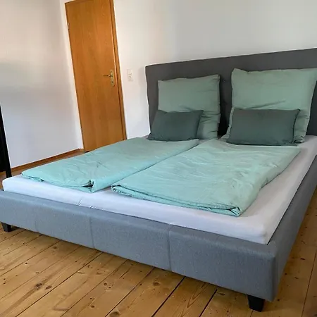 Main Nest * Lohr